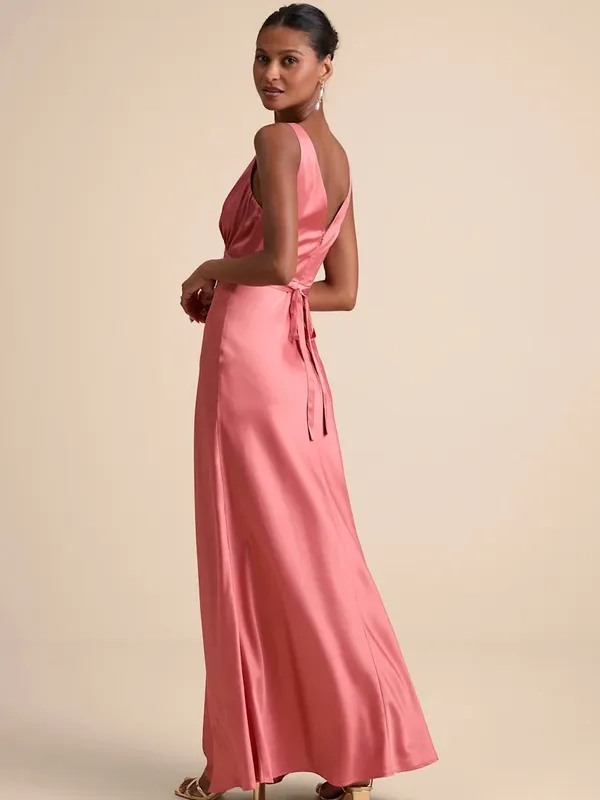 Lulu's Satin Maxi Dress in Rose Pink with Lace Waist - Image 2