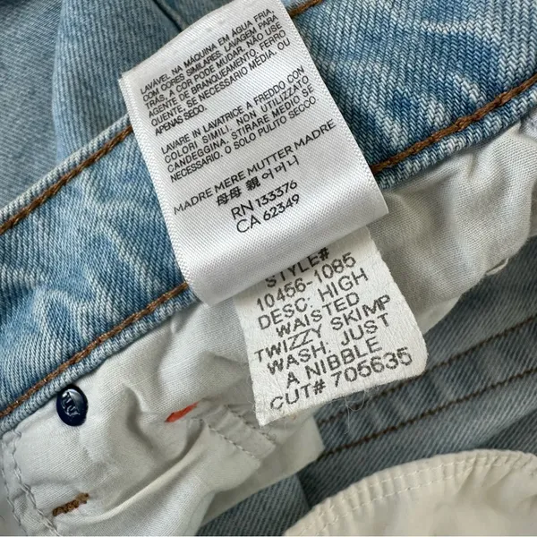 MOTHER Snacks High Waisted Twizzy Skimp Jeans Just a Nibble, 28 - Image 5