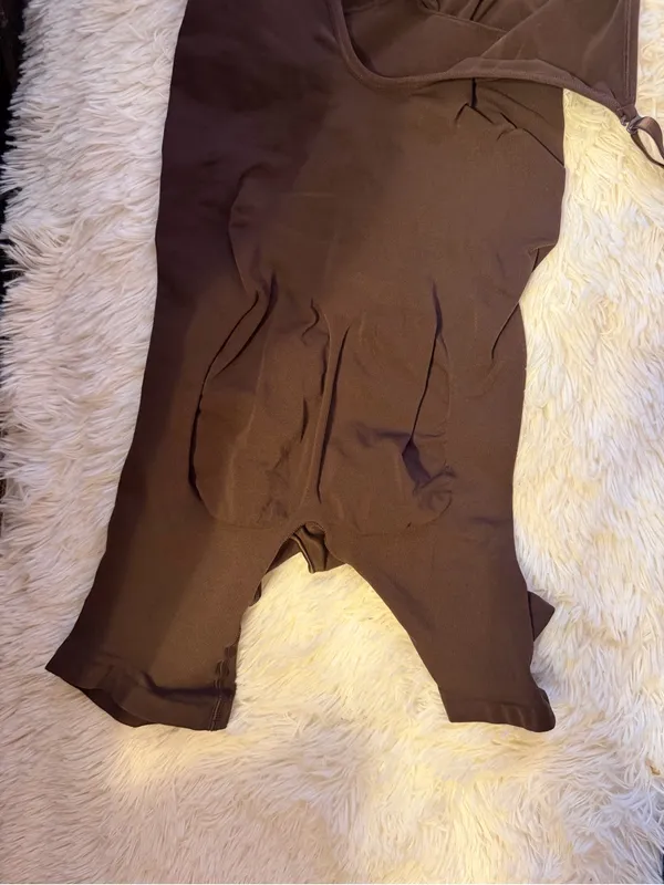 SKIMS Women’s Brown Shaping Bodysuit - Image 4