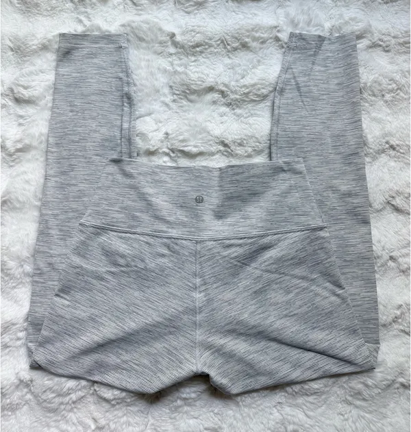 Lululemon Wunder Under Luxtreme Leggings, 25" Size 10 - Image 2