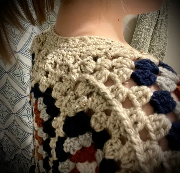 Handmade crochet cropped cardigan  - Image 9