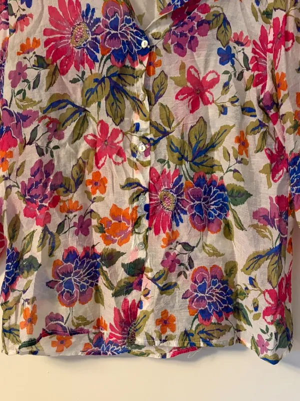 Easy Clothes silk blend sheer floral button up blouse size medium Pink - Image 5
