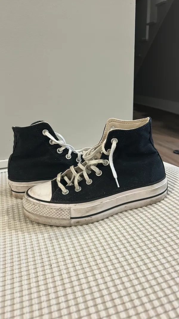 Black Converse High-Top Chuck Taylor All Star Platform - Image 4