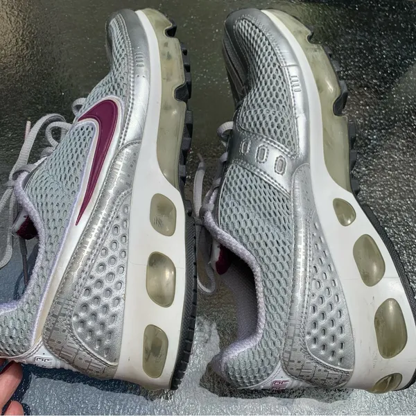 2008 ⚡Nike Max Air US size 10 Running Sneakers Shoes 318163-051 - Image 9