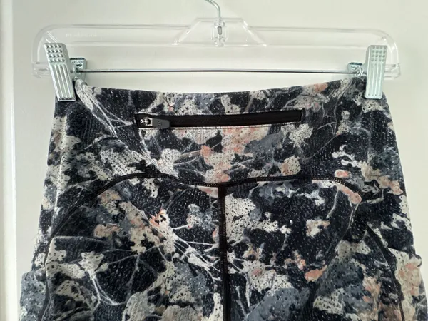 Lululemon Speed Up High-Rise Crop Leggings with Pockets in Spring Bloom Multi - Image 8