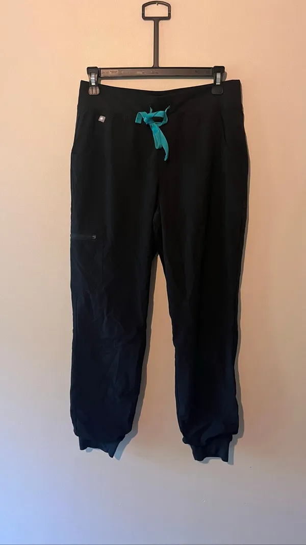 FIGS Technical Collection Black Jogger Scrub Pants Size Small Women's Medical - Image 2