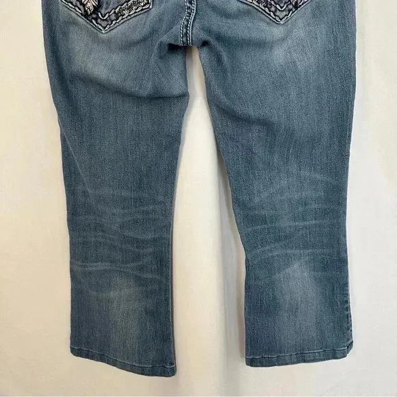 Miss Me Jeans Mid Rise Bootcut Embellished Back Pockets Cropped Womens Sz 29‎ - Image 12