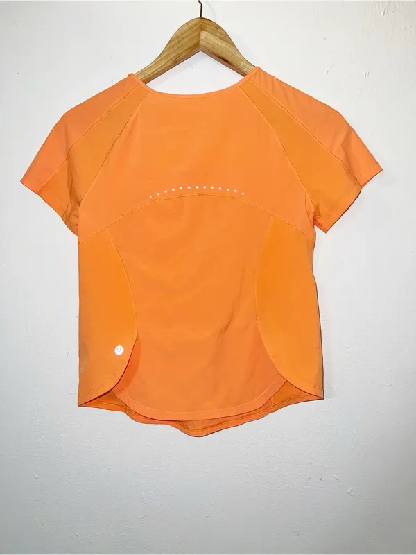 Lululemon Women's Orange Performance Short Sleeve Top - Image 4
