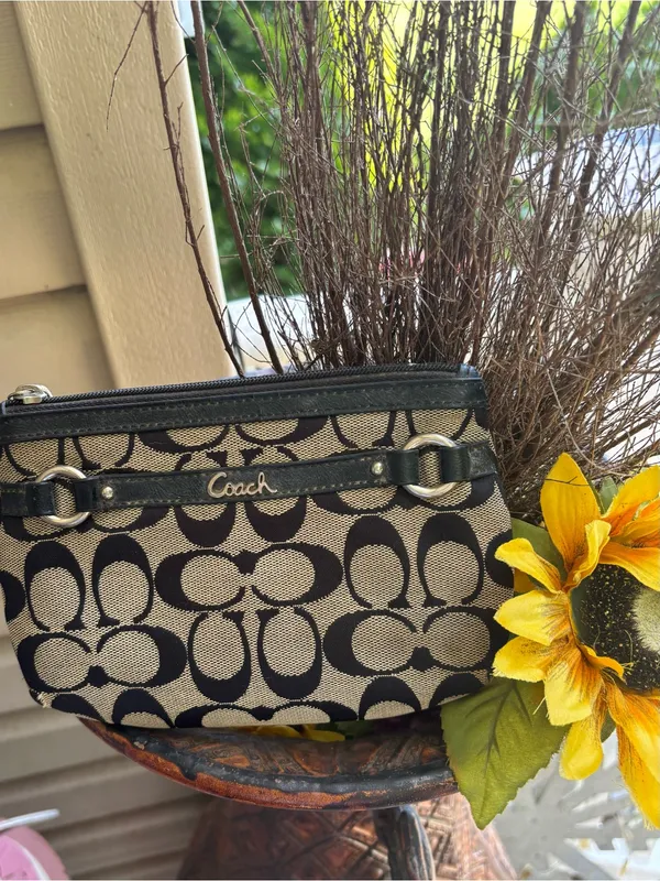Coach Black and Tan Signature Canvas Wristlet - Image 2