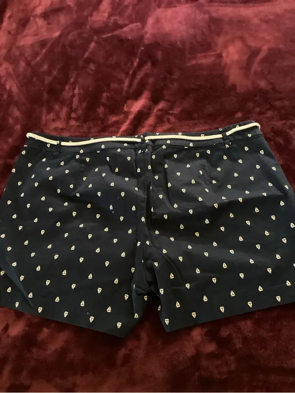 Nautica Navy Blue Printed Bermuda Shorts with White Trim - Image 4