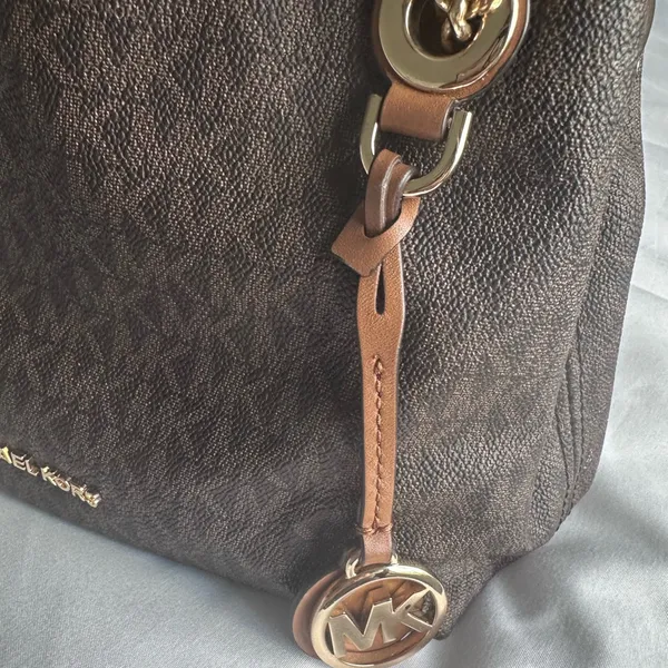 Michael Kors mini Dark Brown Shoulder Bag with Gold Chain - Image 8