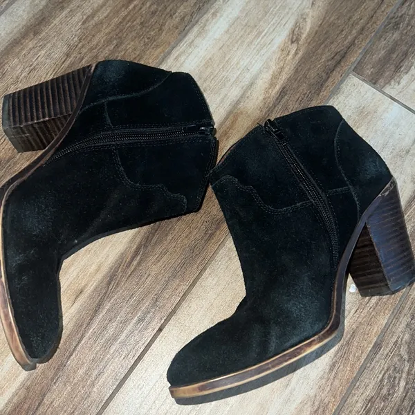 Lucky brand black leather booties - Image 3