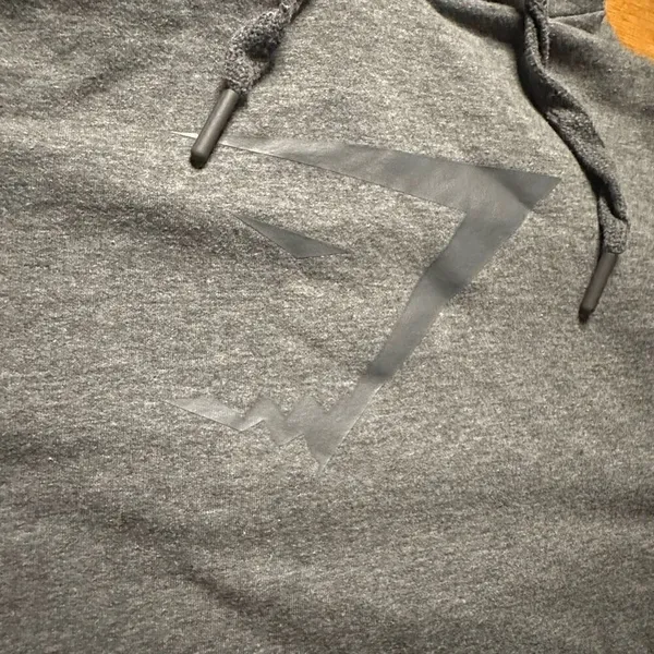 Gymshark cropped hoodie medium gray - Image 2