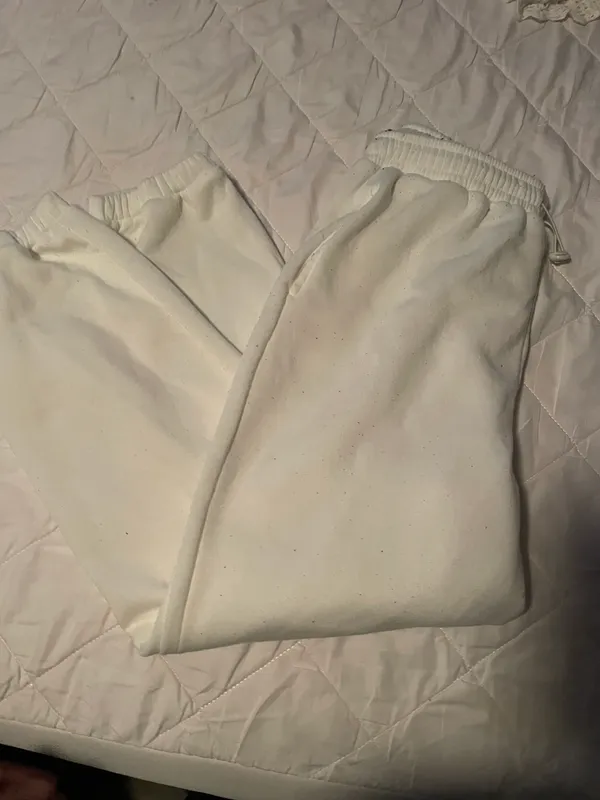 Size Large Sweatpants White - Image 4