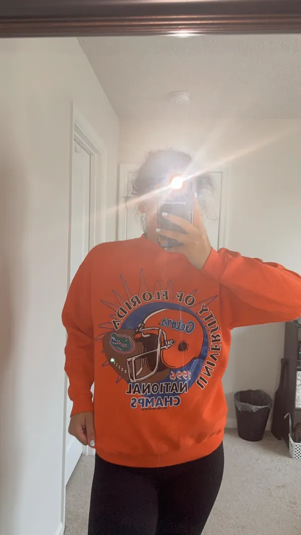 Tultex Vintage University of Florida Crewneck - Image 2