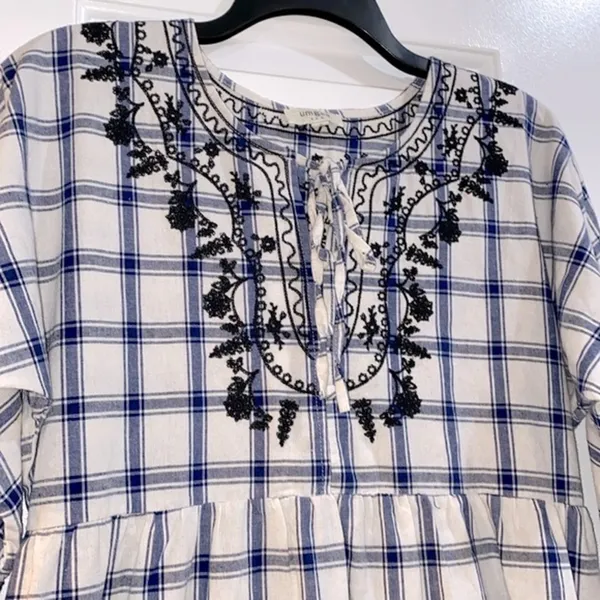 Umgee blue plaid floral embroidered dress size small - Image 7