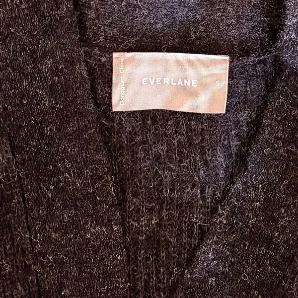 EVERLANE The Oversized Alpaca Cardigan Heathered Black Merino Wool Pockets Small - Image 12