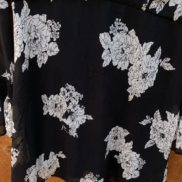 Xhilaration Floral Dress‎ - Image 9