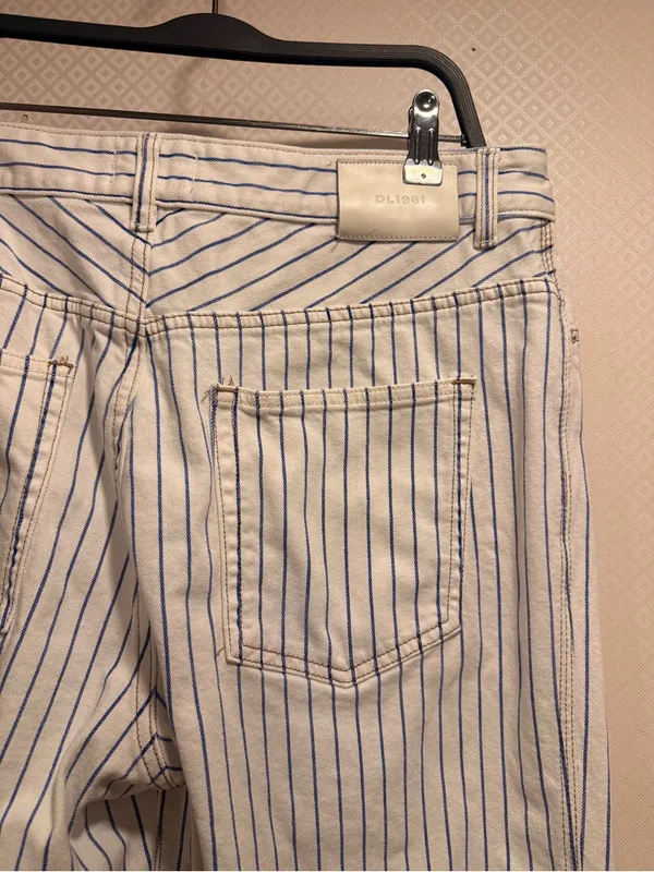 DL1961 Gisele Wide Leg High Rise Pants Size 30 - Image 8
