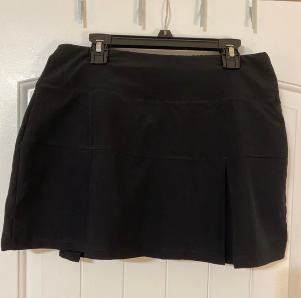 Etonic Black Tennis Skirt - Image 2