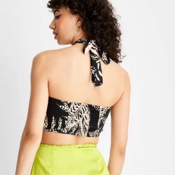 NWT Future Collective X Alani Noelle Botanical Halter Tie-Front Crop Top Sz M - Image 2