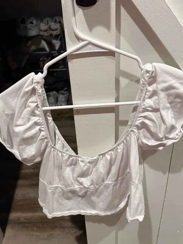 Sunday Best Aritzia Top White Crop - Image 2