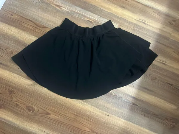 Flowy athletic skirt Black Size M - Image 2
