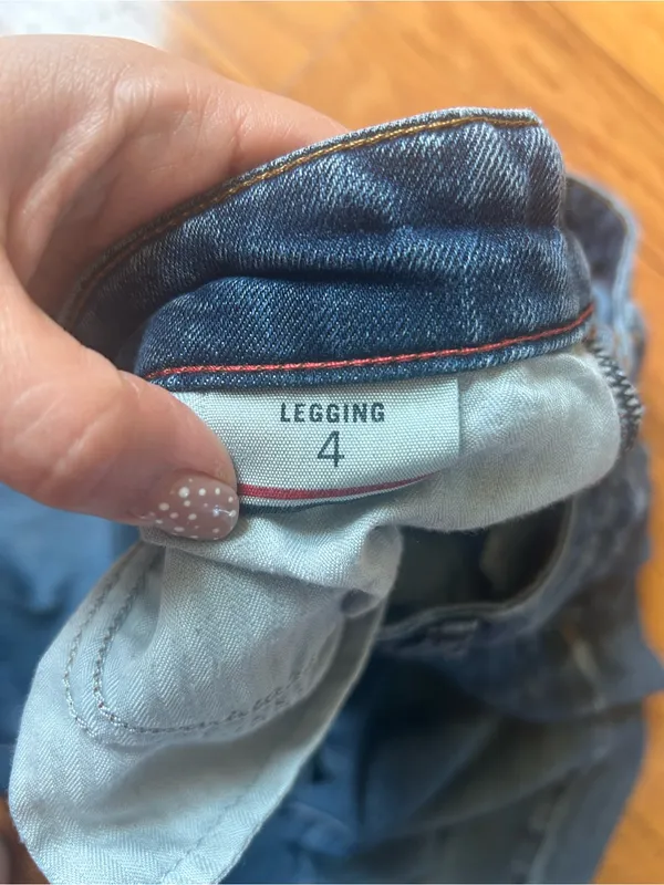Tommy Hilfiger Women's leggings size 4 - Image 4