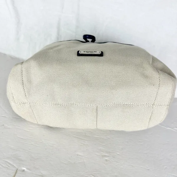 Coach Avery Canvas Drawstring Bucket Bag Navy Cream F28913 - Image 5