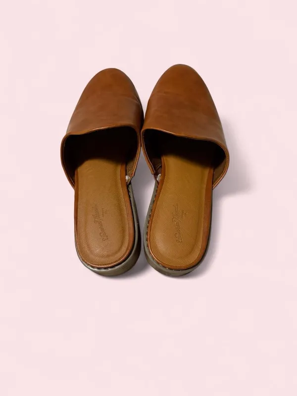 Universal Thread Brown Leather Slip-On Mules - Image 3