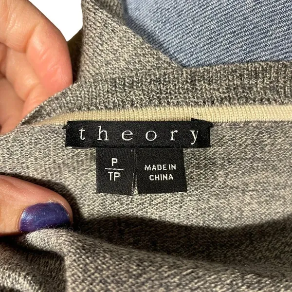 Theory Jaidyn Soft Luster Merino Wool Sweater in‎ Heather Gray Size XS - Image 6