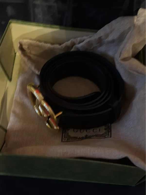 Gucci GG Marmont Belt Black Leather Gold Buckle, Authentic Used Once But Like New Made in Italy, Retail Price $590 Plus Taxes, Come With Box and Dust Bag Size 100/40 - Image 11