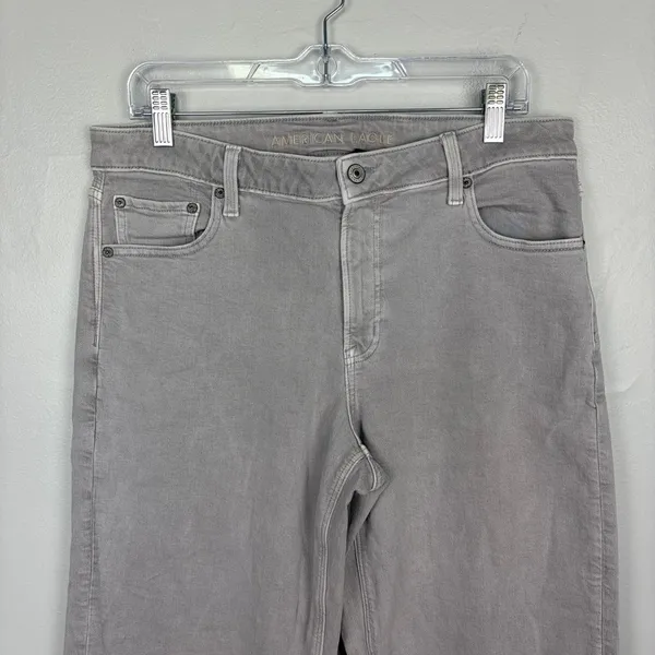 American Eagle Stretch Stovepipe Jeans High-Waisted‎ Grey Colored Denim Size 10 - Image 3
