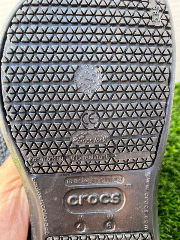 Crocs Realtree Clogs - Image 6
