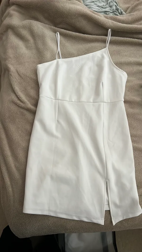 White Asymmetrical Bodycon Mini Dress With Slit - Image 4
