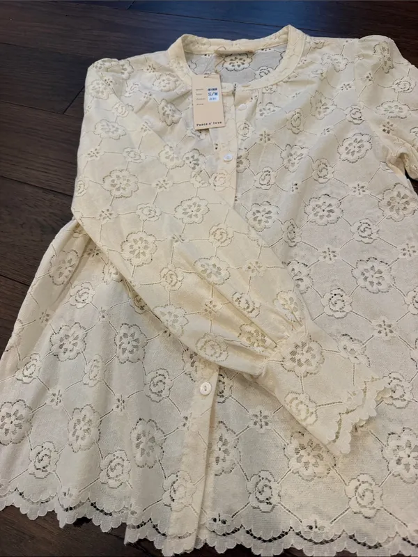 Peace n Love Cream Lace Button-Front Top Size Small/Medium NWT - C72-036 - Image 5