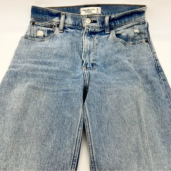 Abercrombie & Fitch Women’s Blue The 90s Straight Ultra High Rise Light Jeans-26 - Image 7