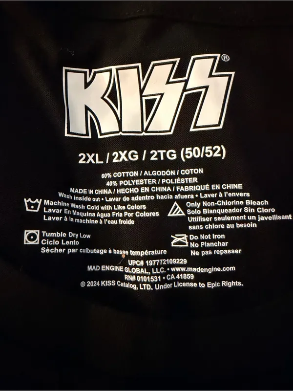 KISS Black 'Alive! In '75' Graphic Tee NWT - Image 4
