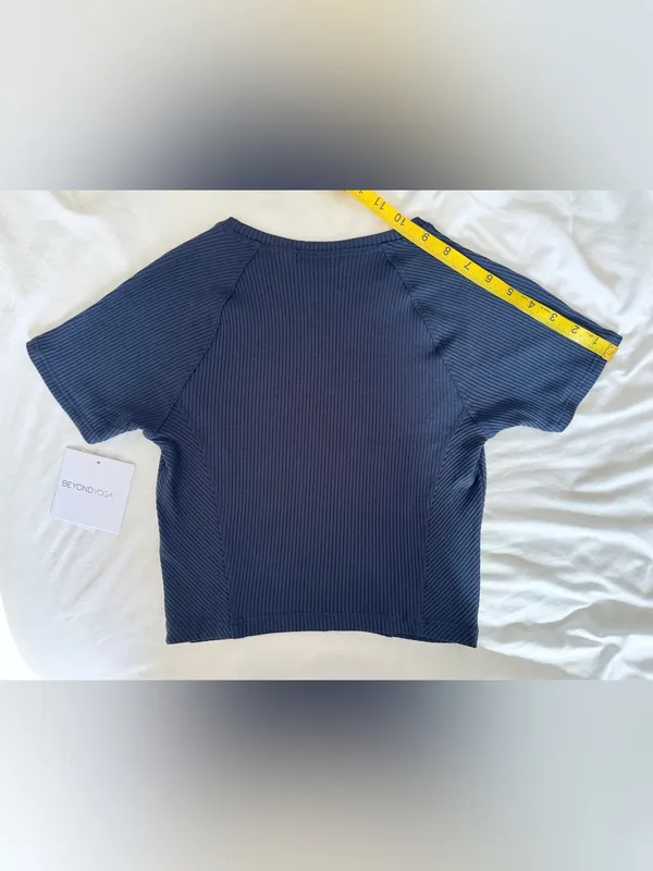NWT Beyond Yoga Silhouette Cropped Tee - Nocturne Navy - S - Image 9
