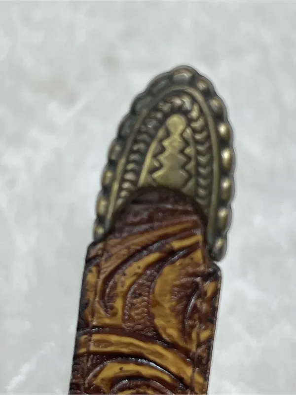 Hand-Tooled Brown Leather Western-Style Belt w/Antique Brass Buckle s/m - Image 5