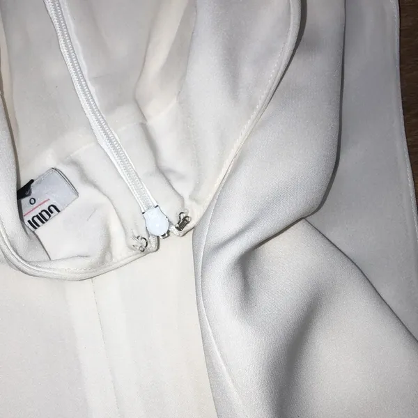 Cabi size 0 dressy sleeveless top - Image 8