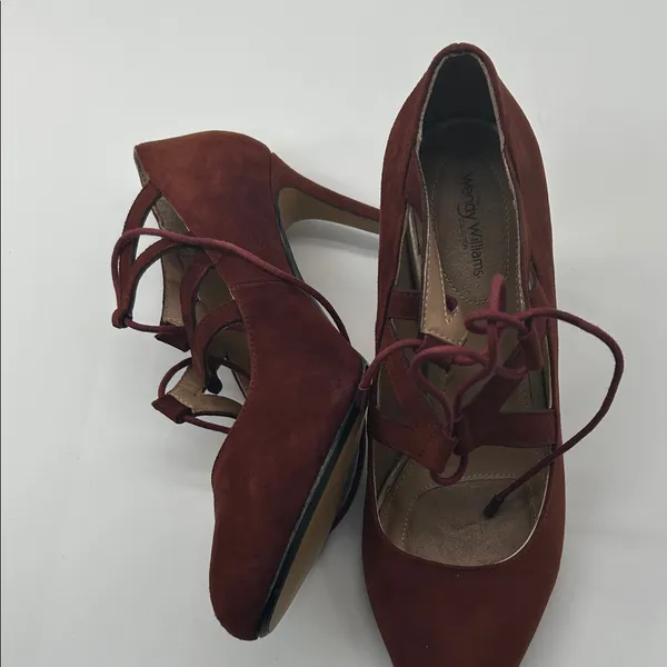 Stylish Burgundy Lace - Image 7