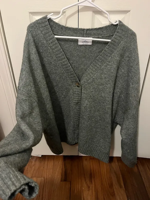 Old Navy Cardigan Sweater - Image 2
