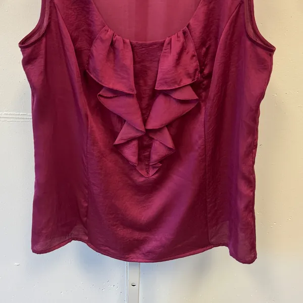Ann Taylor LOFT Magenta Pink Ruffle V-Neck Sleeveless Blouse Top Size Medium - Image 4