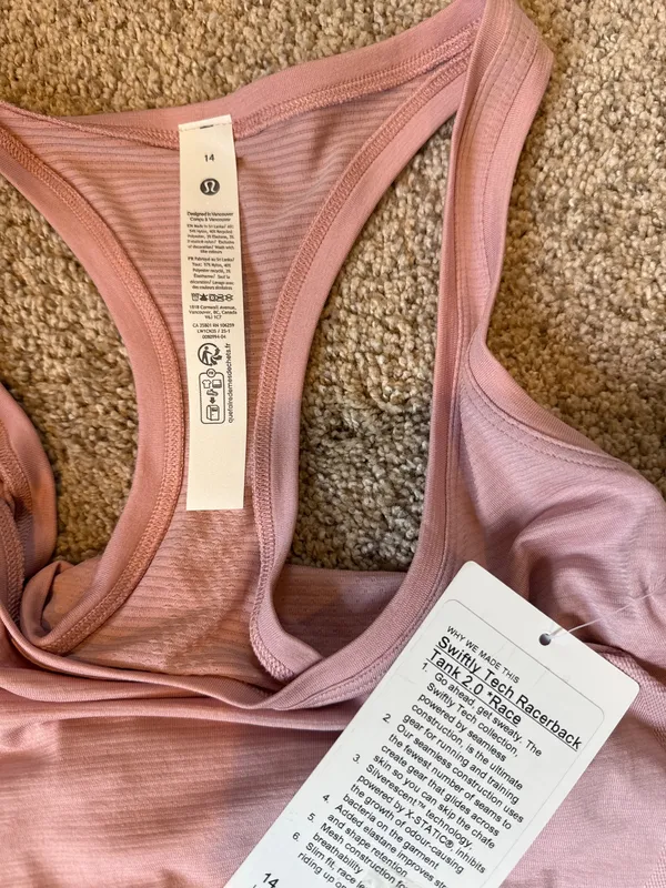 Swiftly Tech Racerback Tank 2.0 Lululemon Top - Image 5