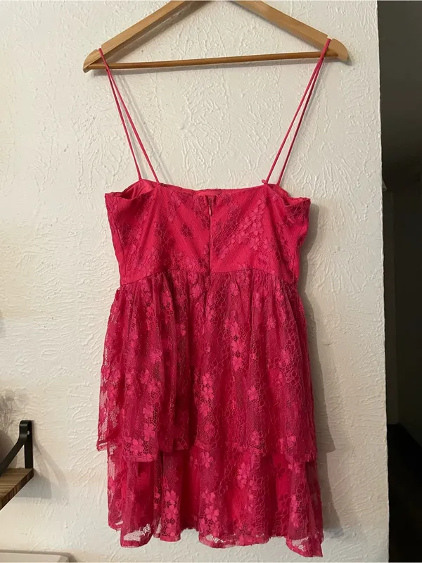 NWT Lovers + Friends Electric Pink Floral Lace Jia Mini Dress Small - Image 4