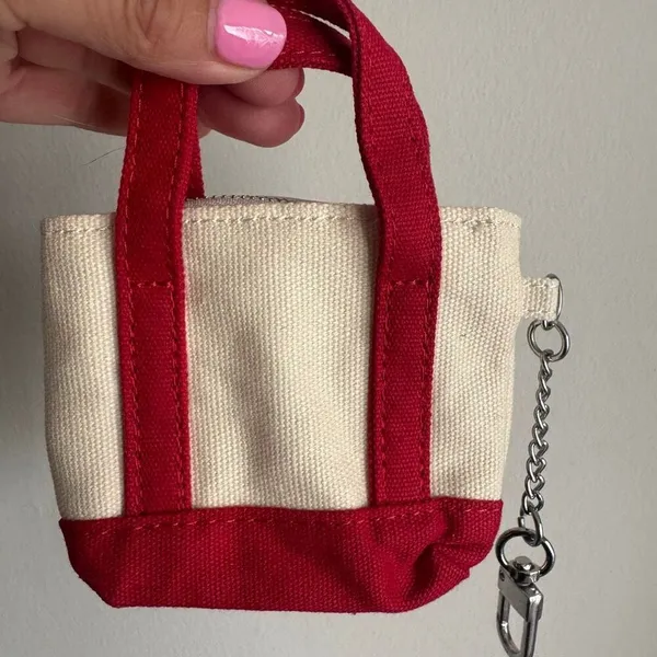 GAP Logo TOTE Bag Charm Red & White NEW - Image 2