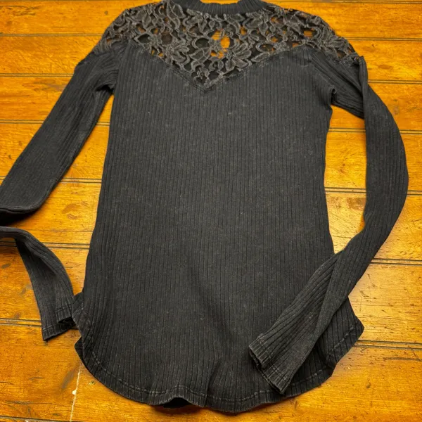 Free People Black Ribbed Lace‎ Yoke Keyhole Mock Neck Long Sleeve Top Womens - Image 4