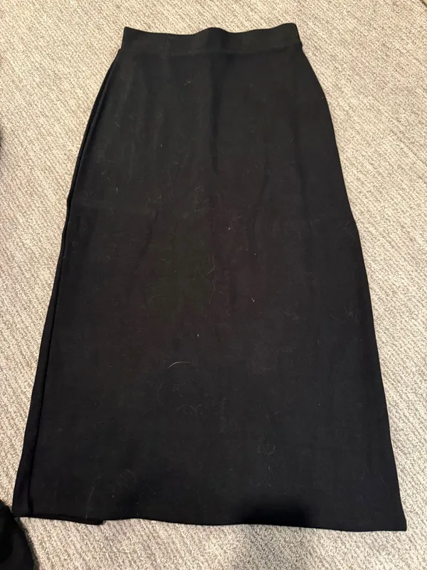 Old Navy Sweater + Skirt Set - Image 3