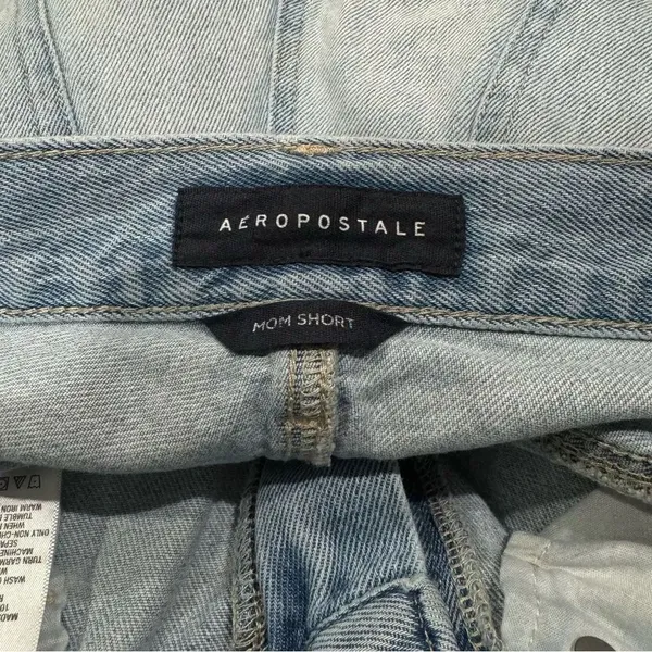 Aeropostale Distressed Blue Jean Mom Shorts Women’s 4 - Image 3